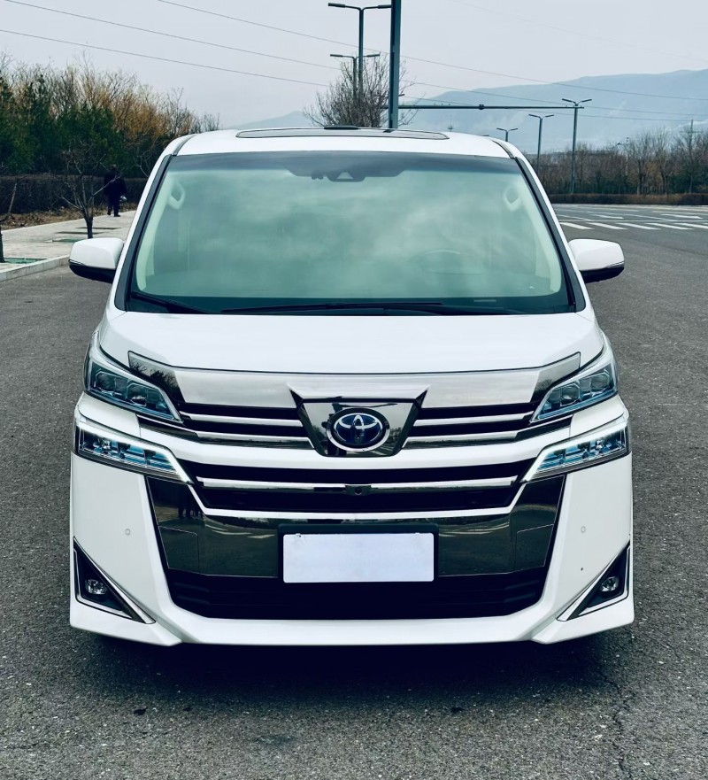 太原20年丰田威尔法1