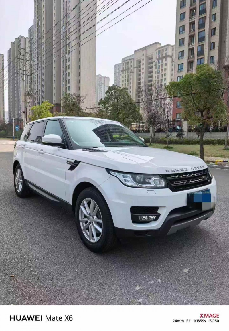 蚌埠17年路虎揽胜运动3