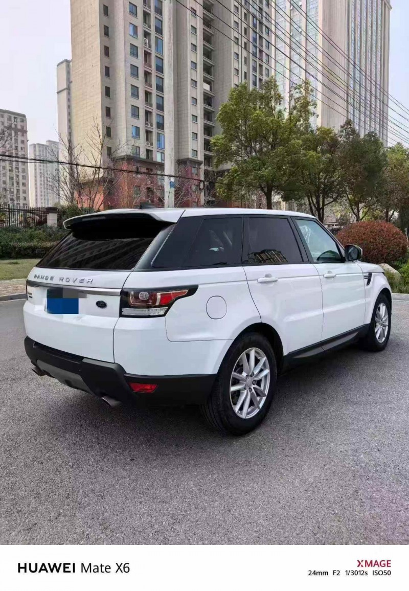 蚌埠17年路虎揽胜运动7