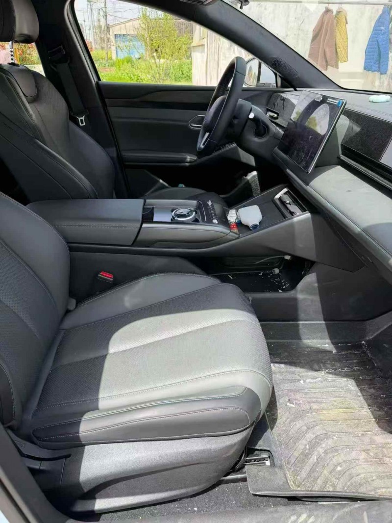 连云港25年比亚迪秦3