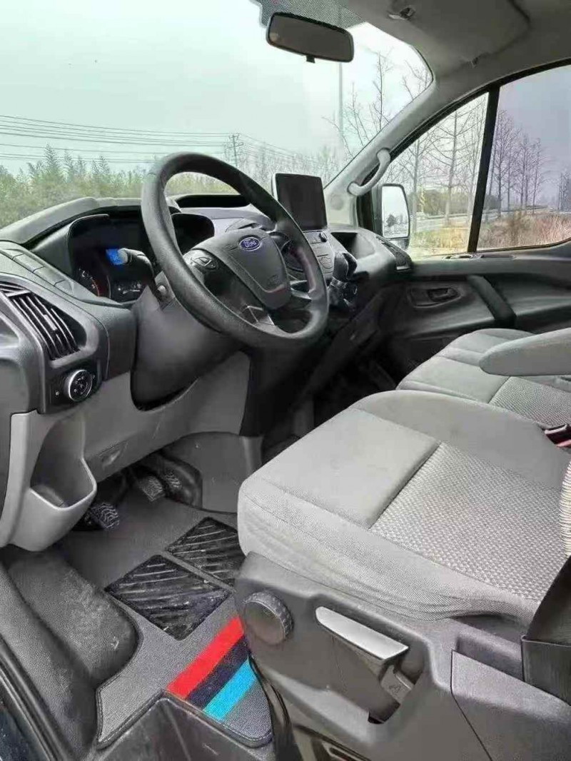 苏州22年福特全顺4