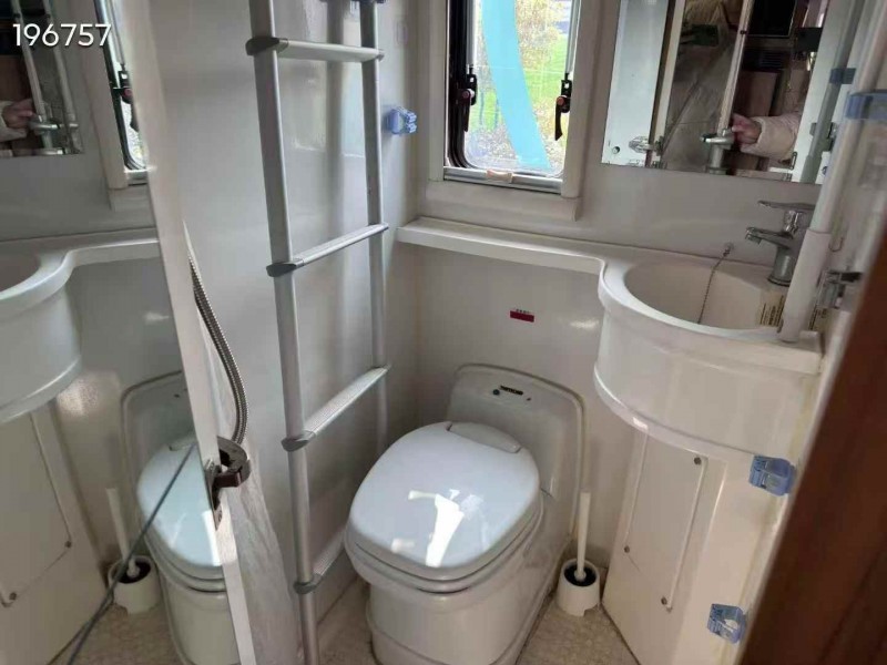 苏州19年依维柯欧胜5