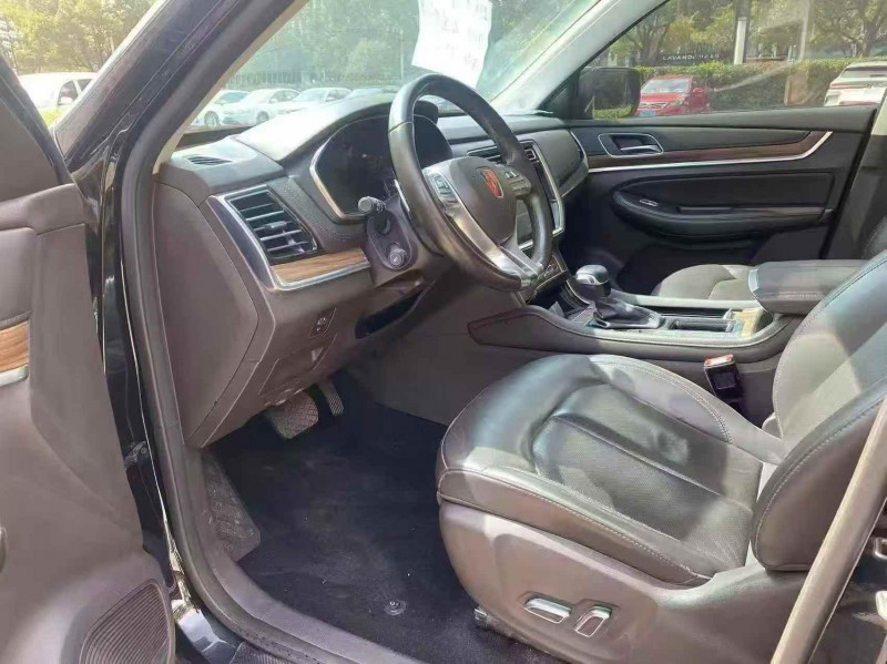 南通21年荣威RX84