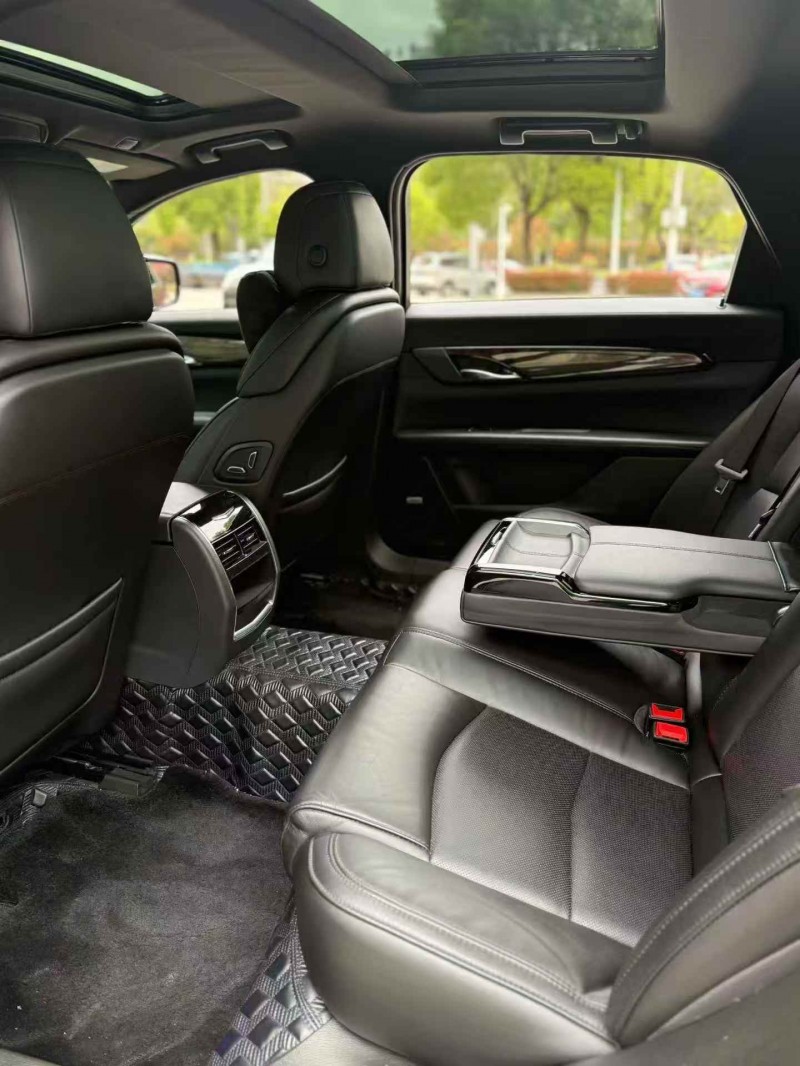 景德镇20年凯迪拉克CT64