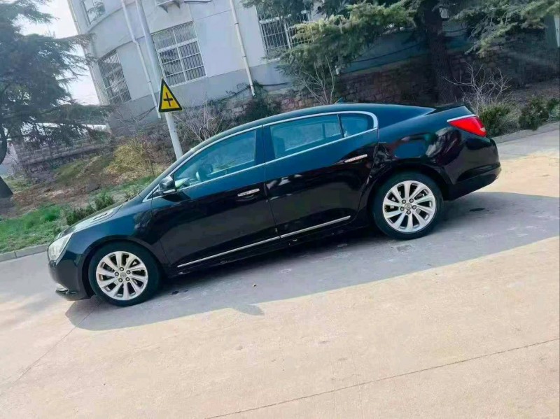 烟台14年别克君越2