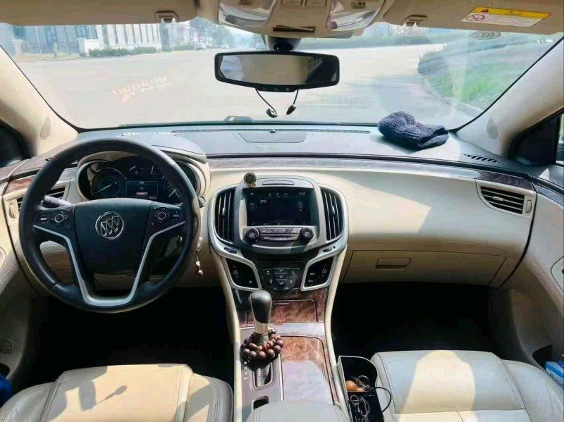 烟台14年别克君越5