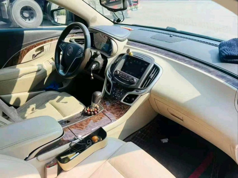 烟台14年别克君越6