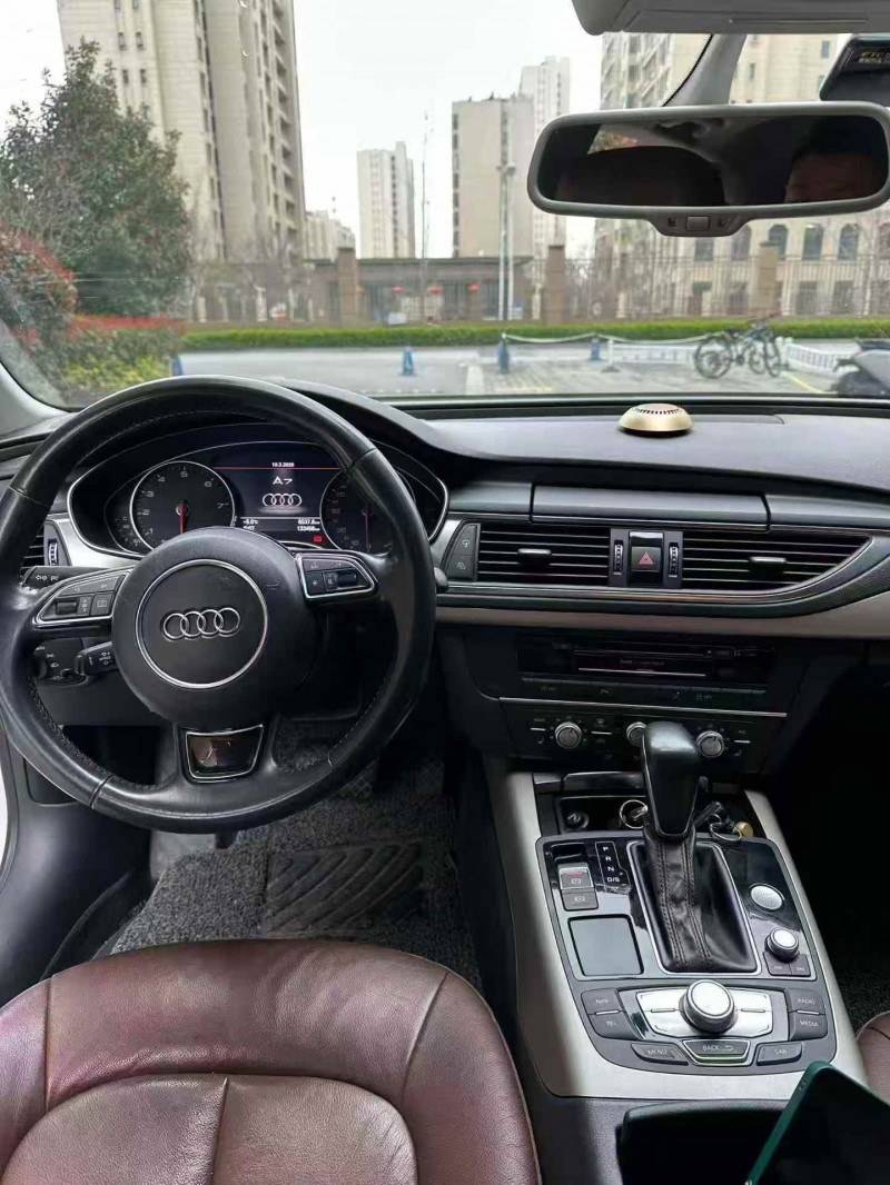 岳阳18年奥迪A7L5