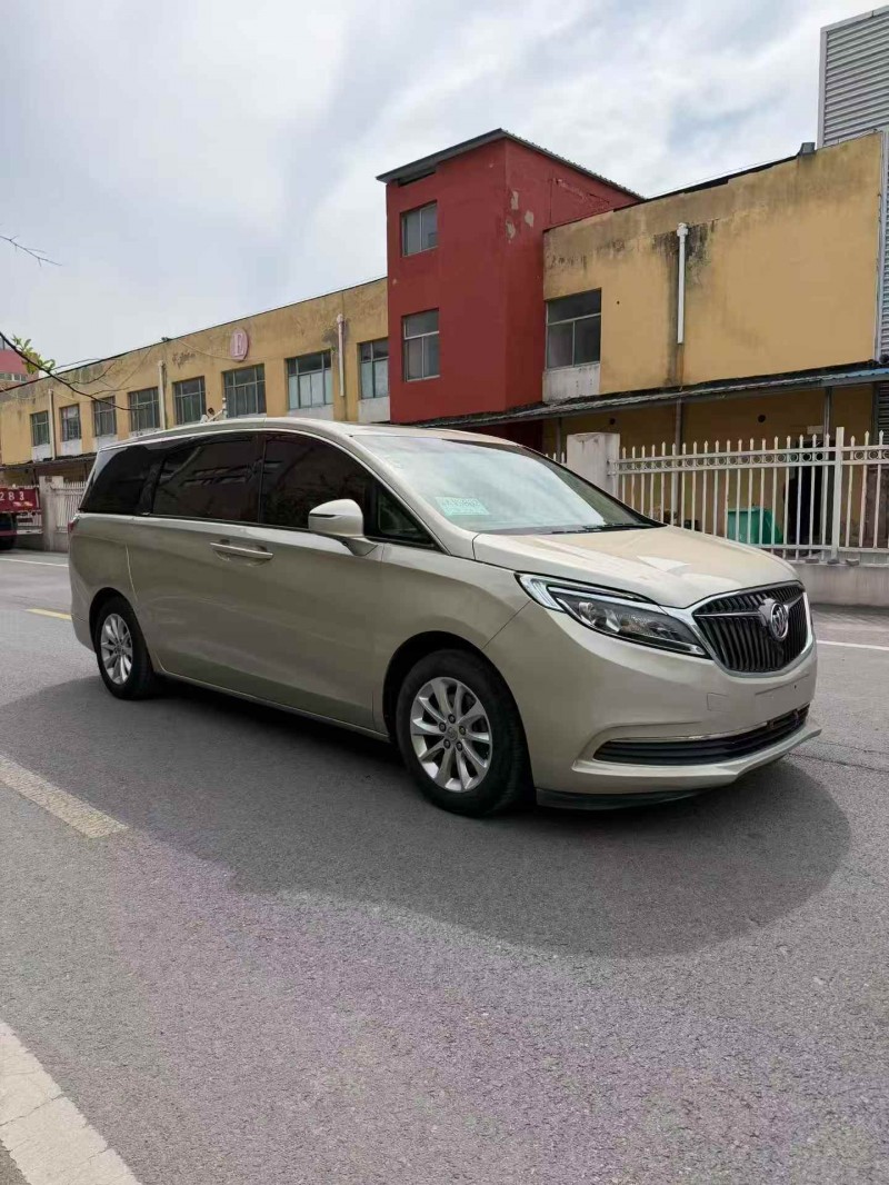 淮安19年别克GL83