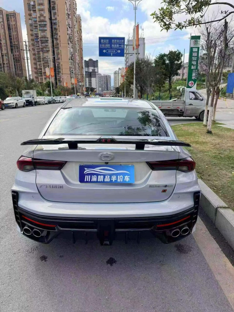 泸州25年传祺影豹7