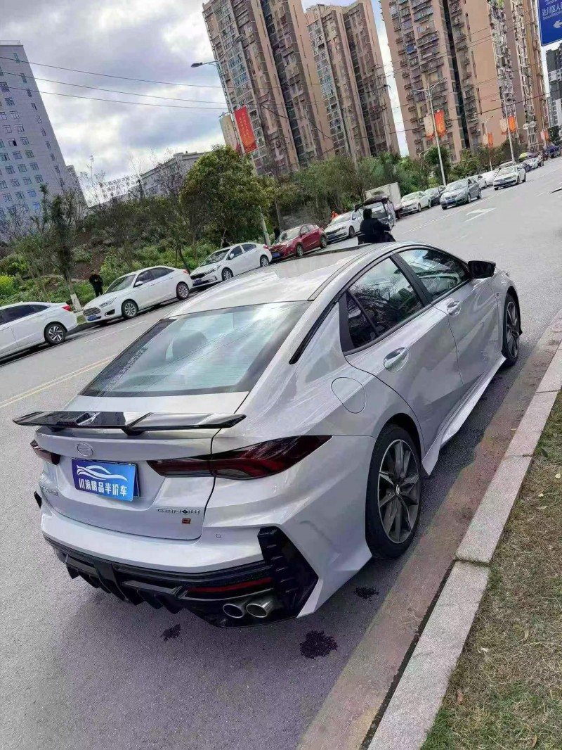 泸州25年传祺影豹9