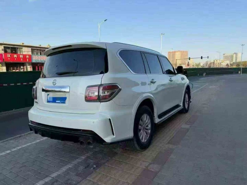 包头17年日产途乐7