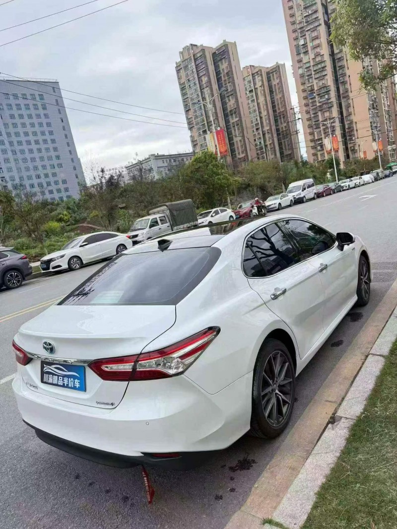 遂宁22年丰田凯美瑞8