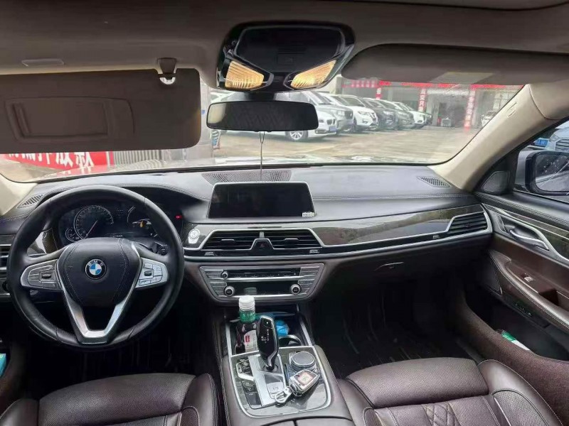 衡阳19年宝马7系3