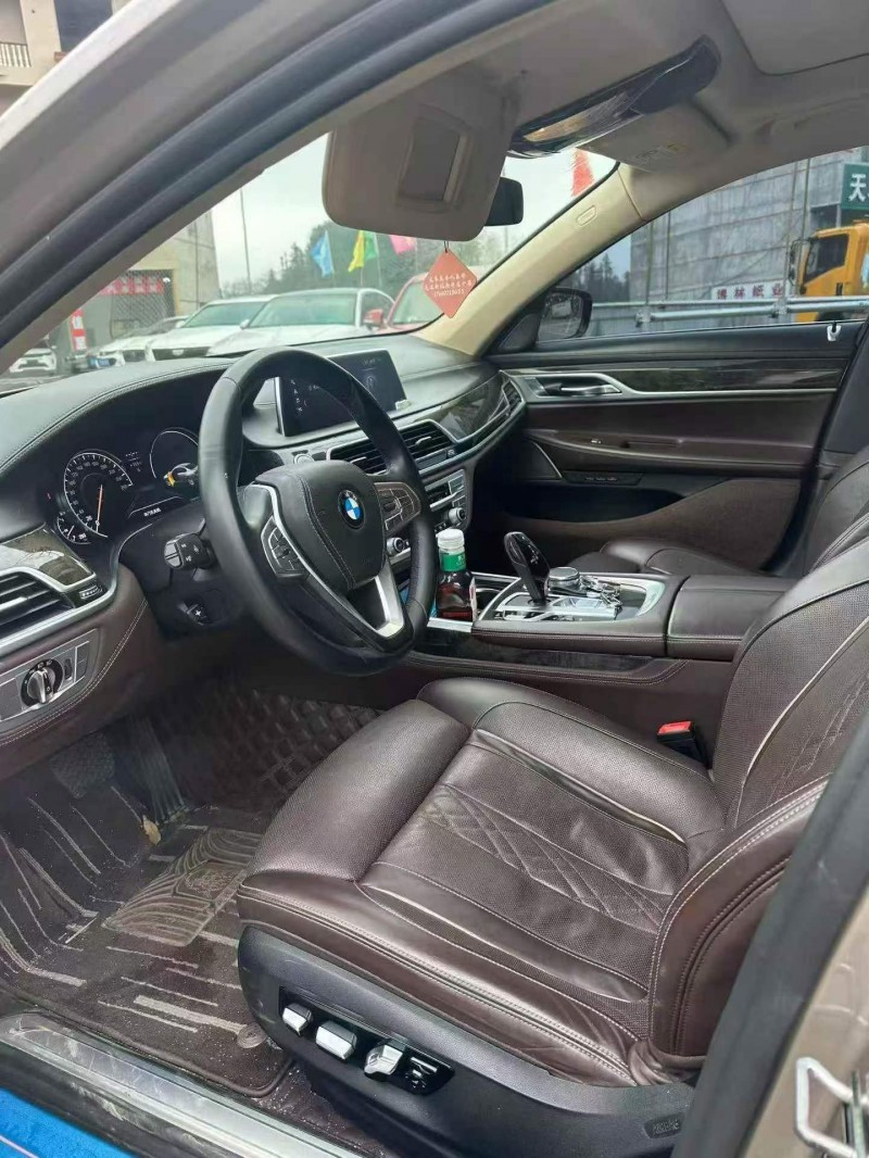 衡阳19年宝马7系5