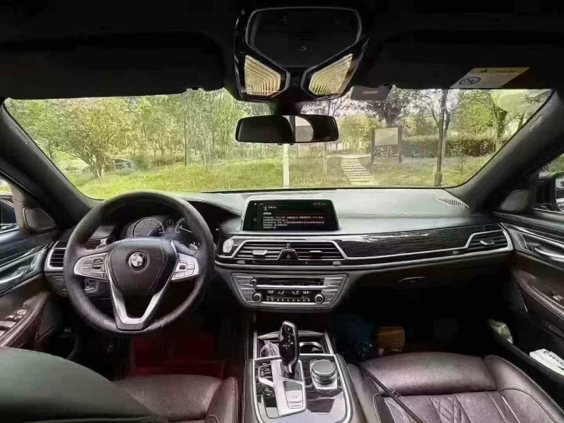 邵阳17年宝马7系5