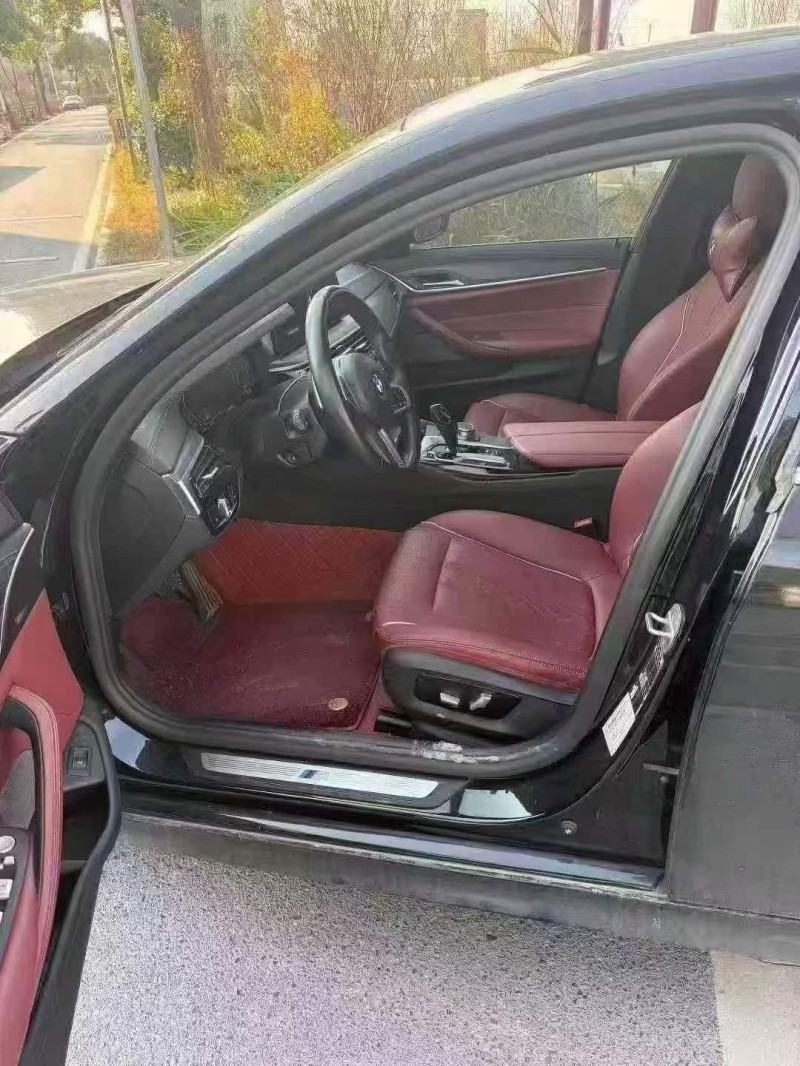 温州22年宝马5系4