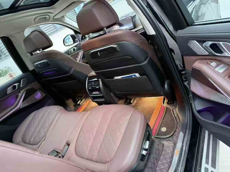 常德23年宝马X78