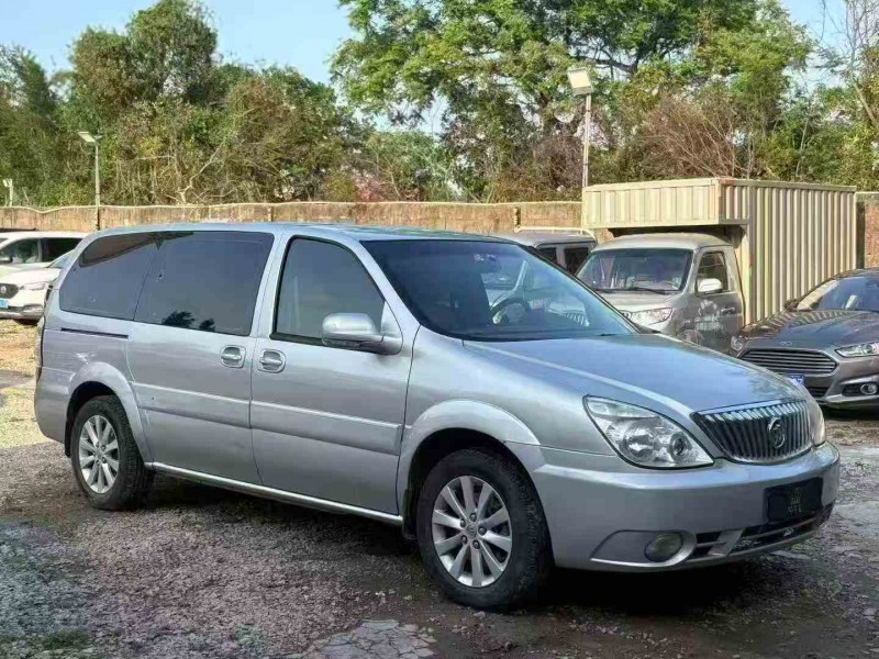 汕头15年别克GL82