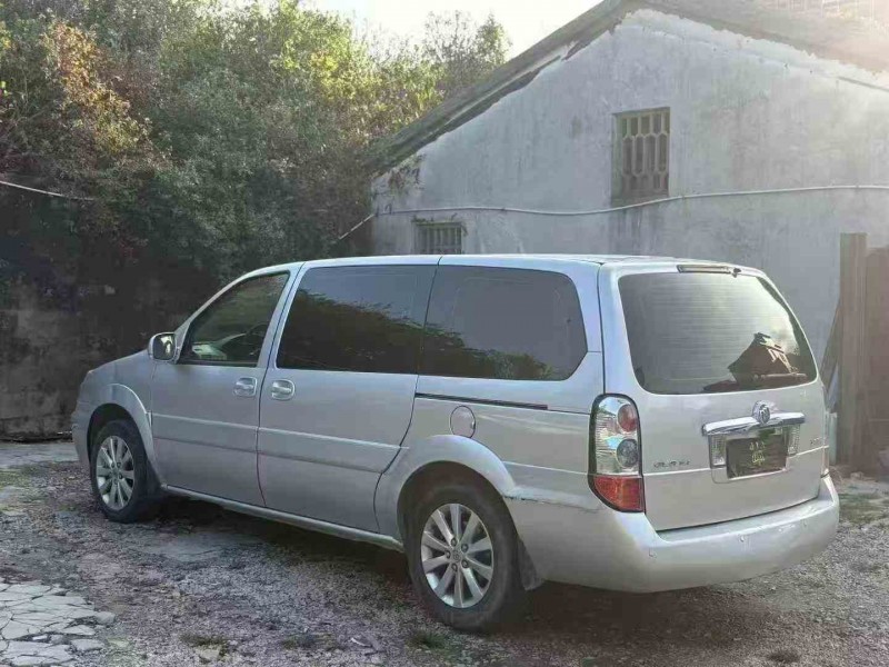 汕头15年别克GL84