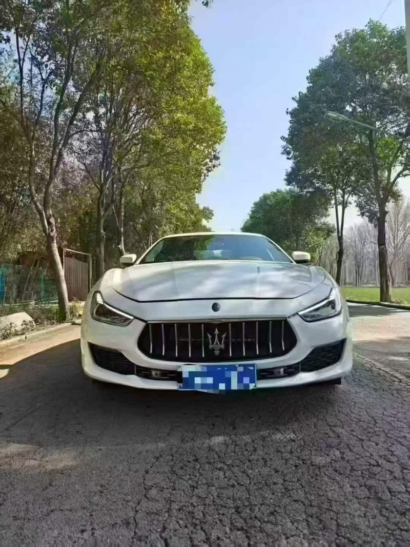 洛阳20年玛莎拉蒂Ghibli1