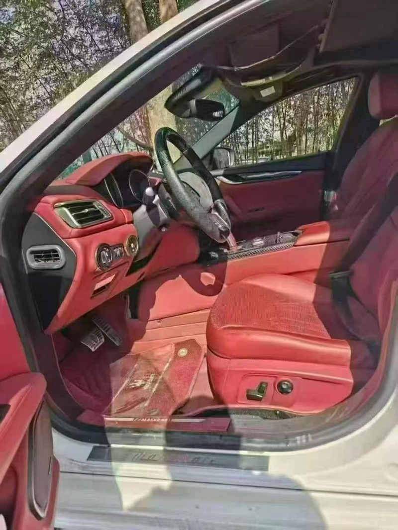 洛阳20年玛莎拉蒂Ghibli4