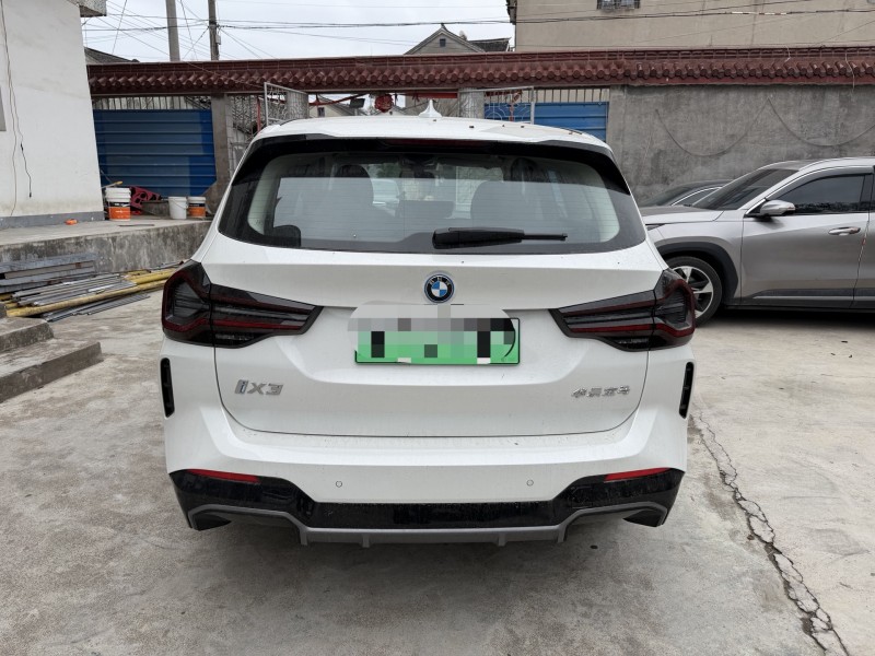 扬州25年宝马IX6