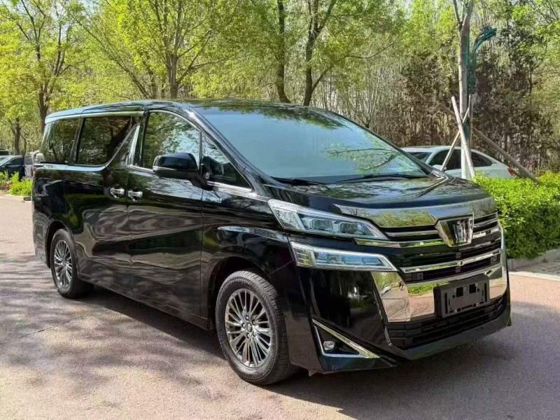 聊城22年丰田皇冠3