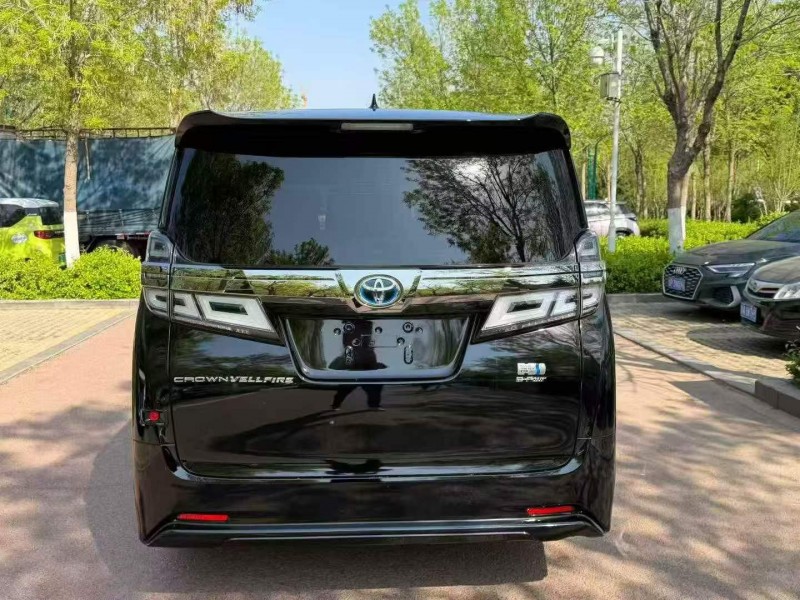 聊城22年丰田皇冠5