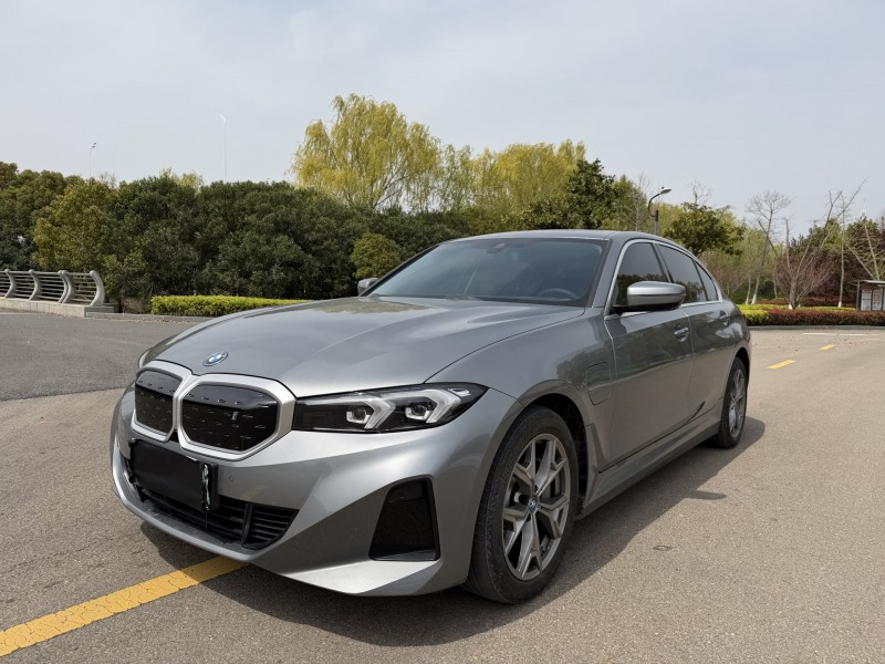 苏州23年宝马I32