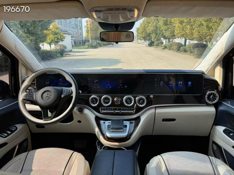 南通21年奔驰威霆7