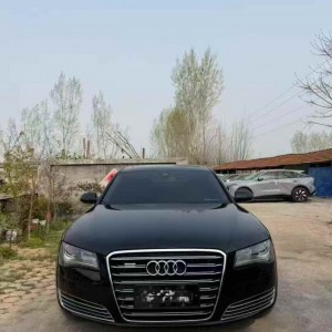 济宁14年奥迪A8L