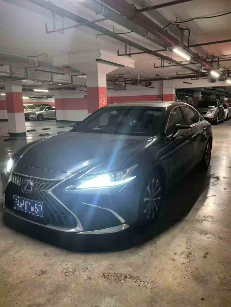 汉中23年雷克萨斯ES3