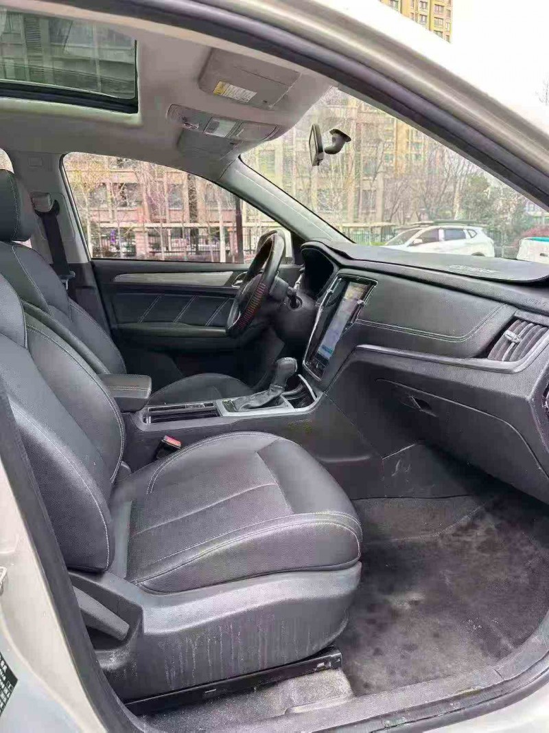 铜陵19年荣威RX54