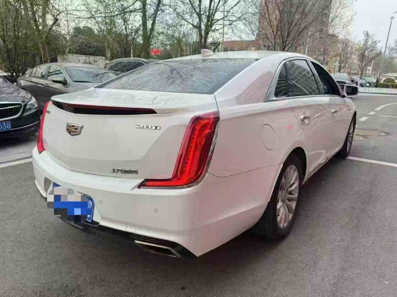 淮南18年凯迪拉克XTS7