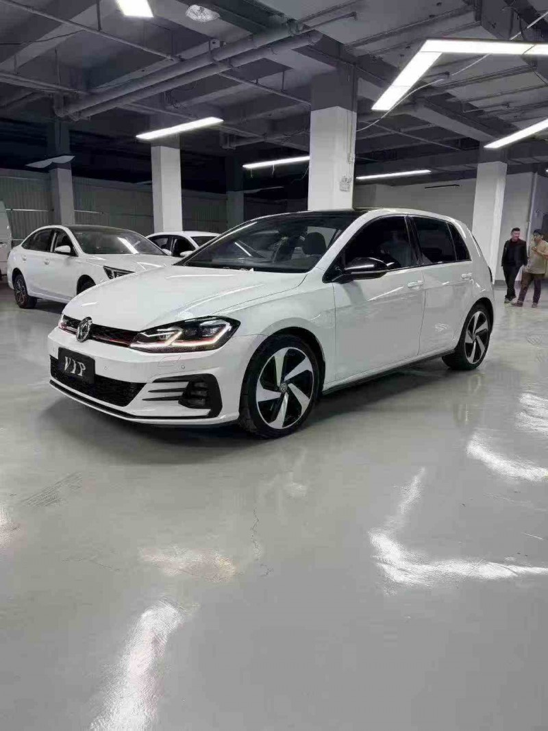 临沧19年大众高尔夫2