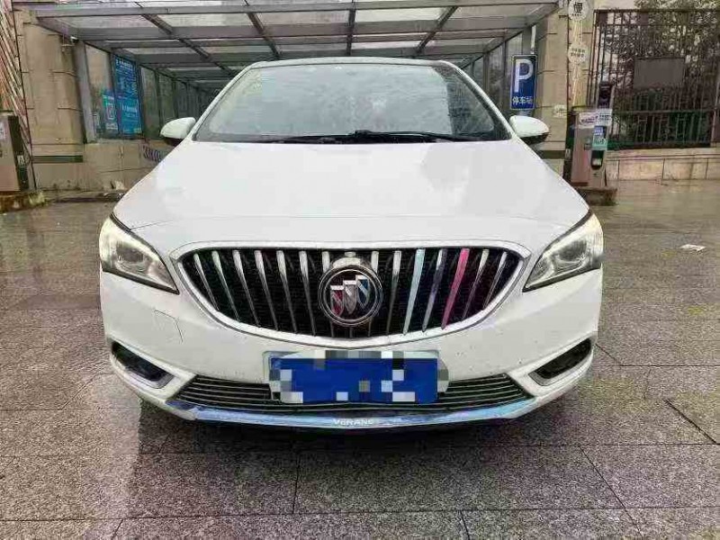 吉安16年别克威朗1