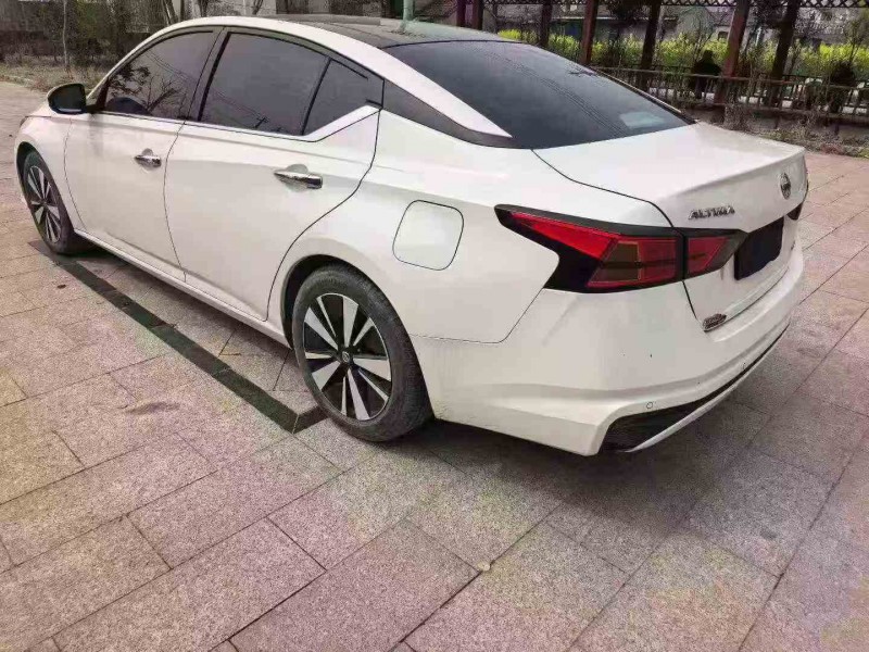 马鞍山22年日产天籁8