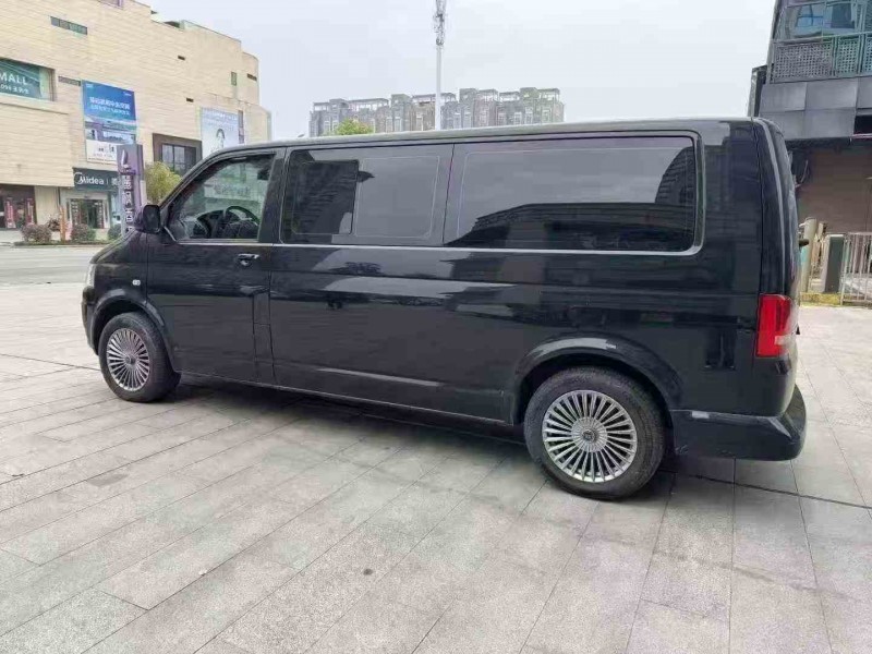 吉安16年大众凯路威3