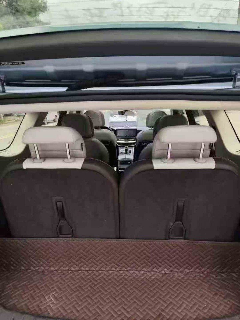 吉安19年吉利嘉际4