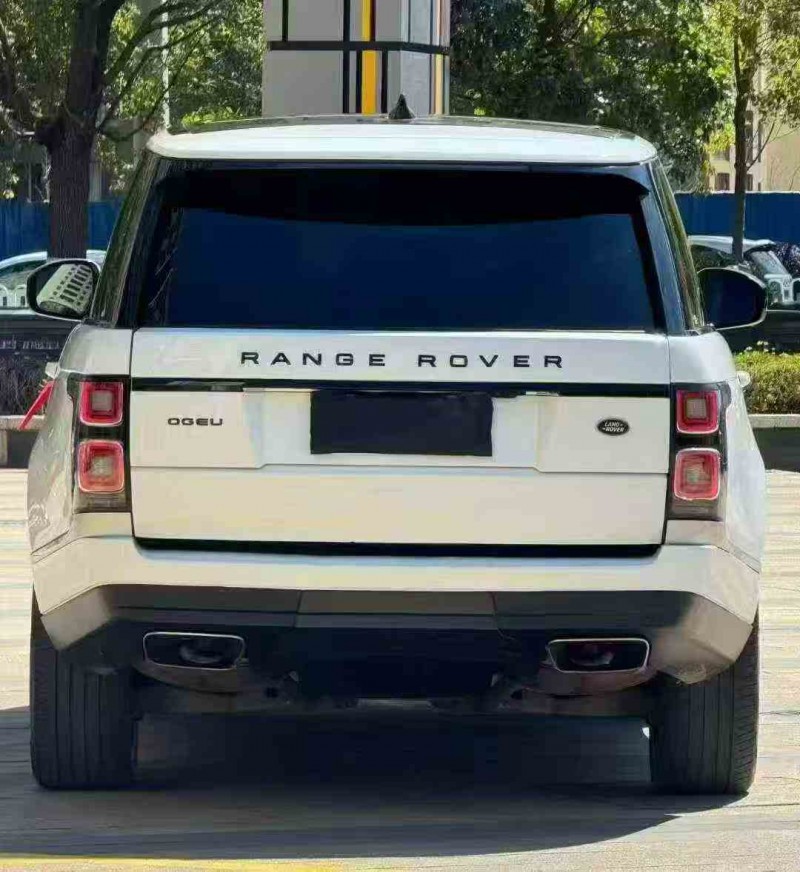 丽江17年路虎揽胜行政6