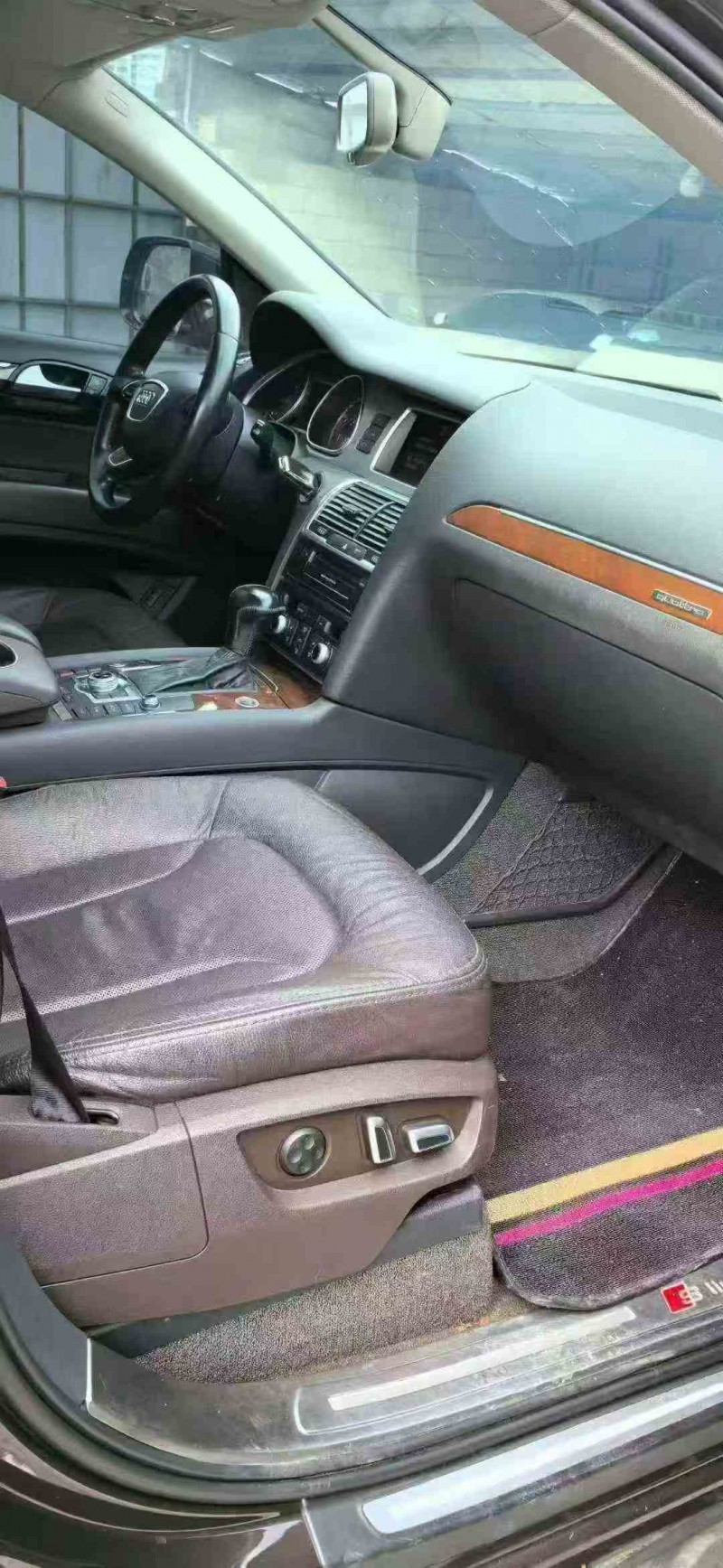 钦州15年奥迪Q75