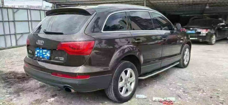 钦州15年奥迪Q77