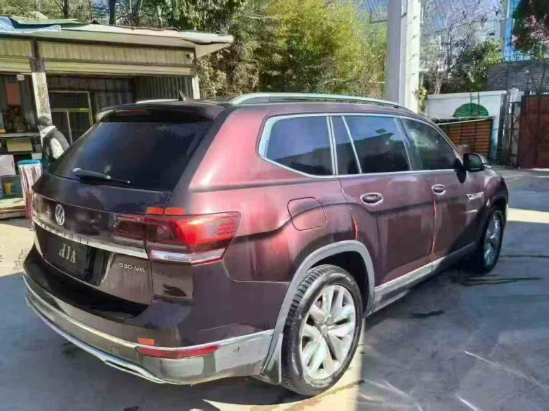 保山18年大众途昂7