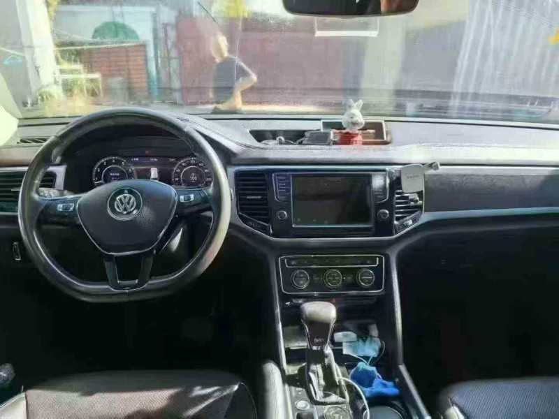 保山18年大众途昂8