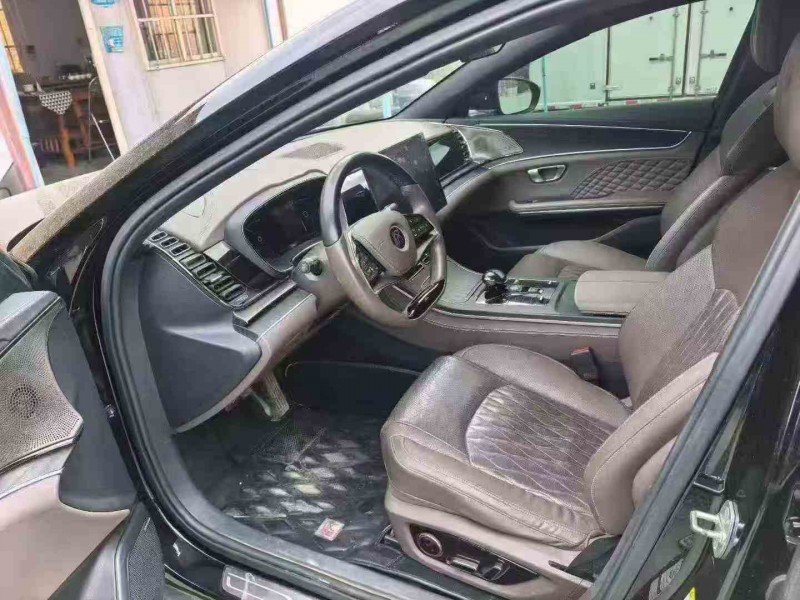 玉溪23年比亚迪汉4