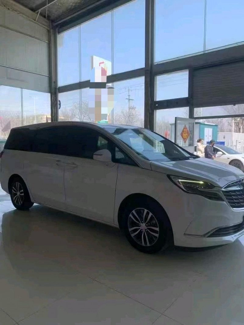 青岛20年别克GL83