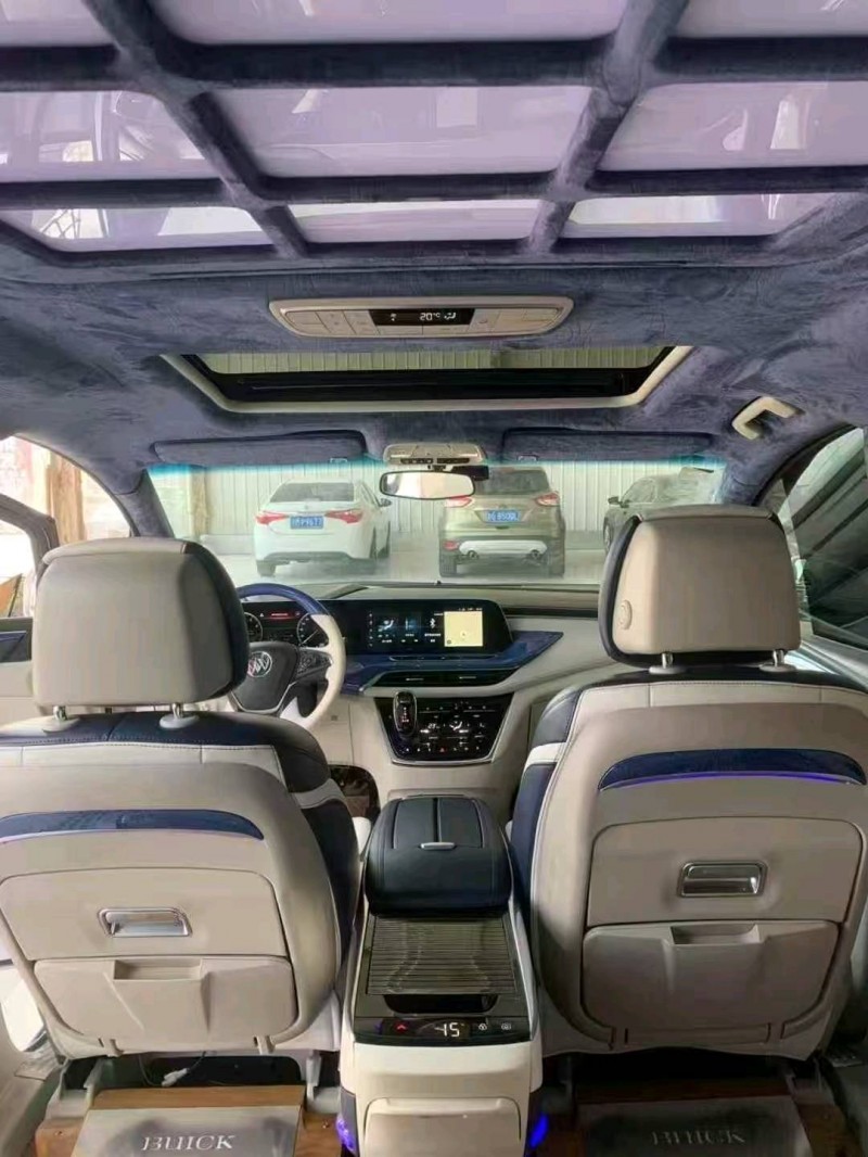 青岛20年别克GL89