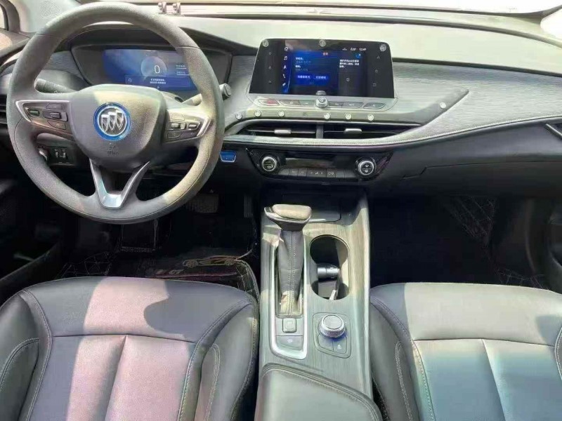 汕头24年别克微蓝5