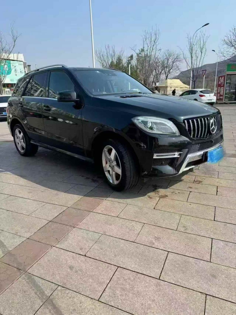 邢台13年奔驰ML2